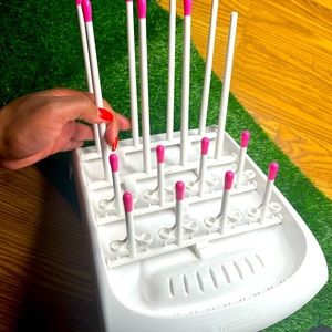 Formula Mixing Pitcher/ FREE Baby bottle holder w purchase